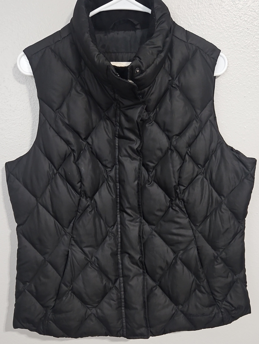 Eddie Bauer Black Quilted Diamond Puffer Vest Goose Down
